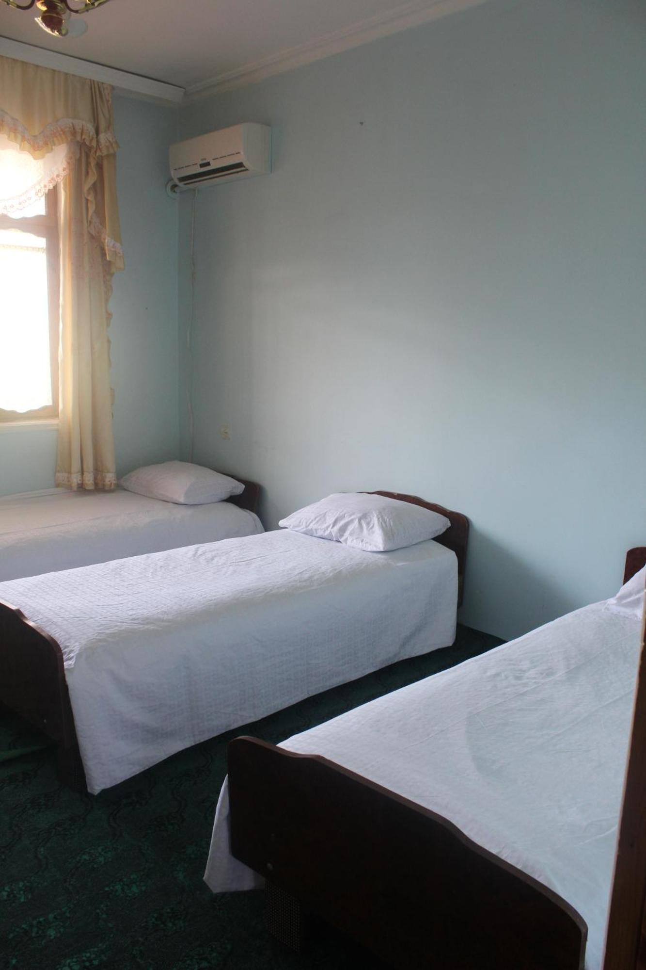 Canal Hostel Sheki Ngoại thất bức ảnh