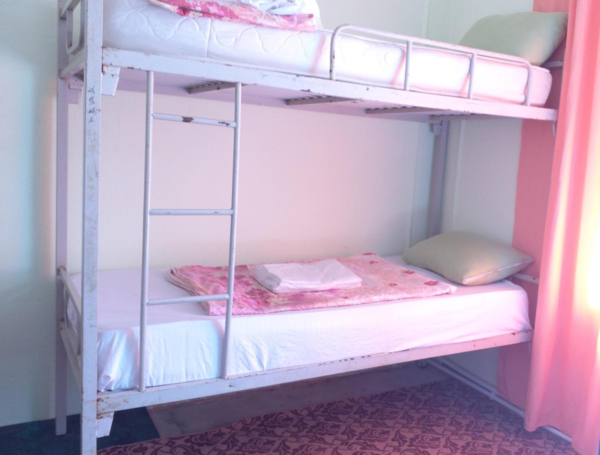 Canal Hostel Sheki Ngoại thất bức ảnh