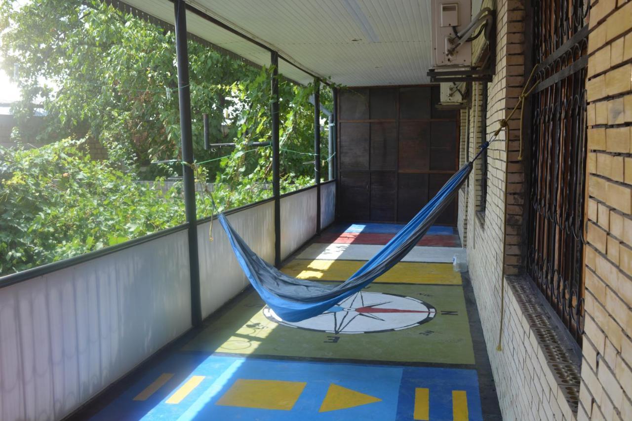 Canal Hostel Sheki Ngoại thất bức ảnh