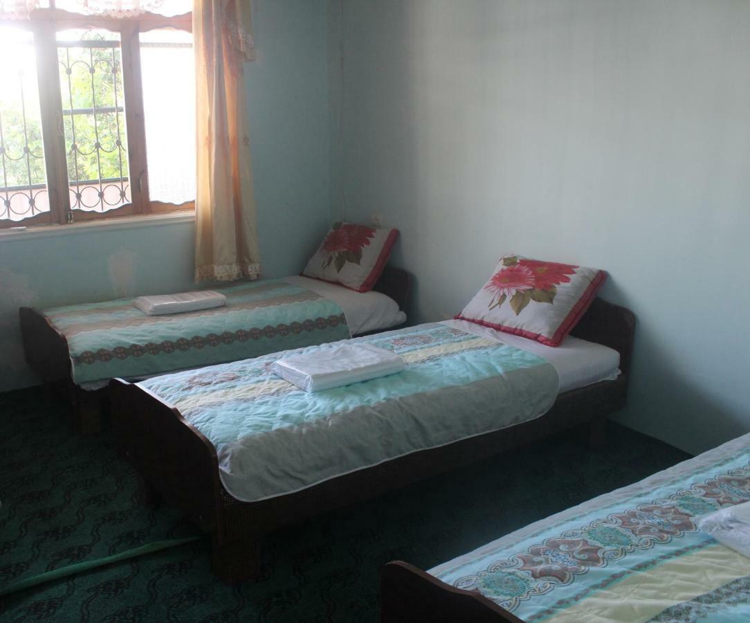 Canal Hostel Sheki Ngoại thất bức ảnh